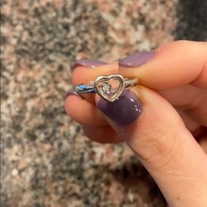14k White Gold Heart Ring